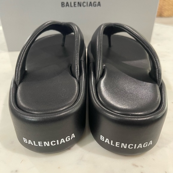 Balenciaga Shoes - Balenciaga 
Rise Thong Sandals, Black, size 9